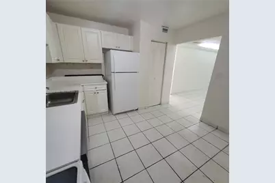 5100 SW 41st St #221, Pembroke Park, FL 33023 - Photo 9