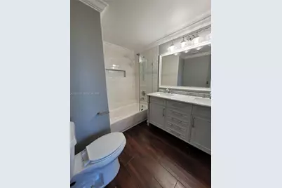 205 Mallory Ct #205, Weston, FL 33326 - Photo 9