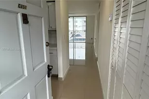 3849 NE 169th St, North Miami Beach, FL 33160 - Photo 5