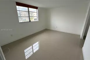 3849 NE 169th St, North Miami Beach, FL 33160 - Photo 33