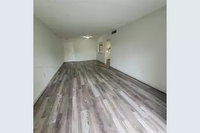 5100 SW 41st St #227, Pembroke Park, FL 33023 - Photo 7