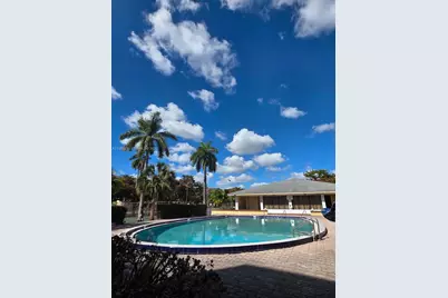 11925 NE 2nd Ave #B307, North Miami, FL 33161 - Photo 3