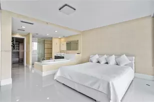 2950 NE 188th St, Aventura, FL 33180 - Photo 9