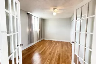 3703 NE 166th St, North Miami Beach, FL 33160 - Photo 15