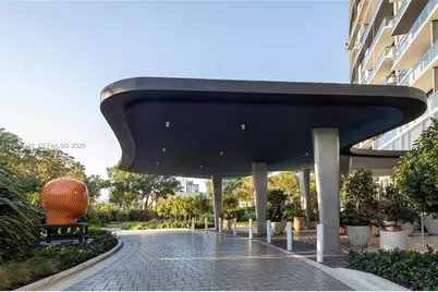 101 Diplomat Pkwy #306, Hallandale Beach, FL 33009 - Photo 31