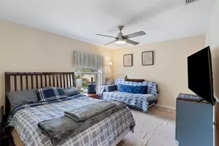 202 River Bluff Ln, Royal Palm Beach, FL 33411 - Photo 17