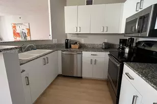 19801 E Country Club Dr, Aventura, FL 33180 - Photo 5