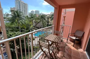 19801 E Country Club Dr, Aventura, FL 33180 - Photo 7