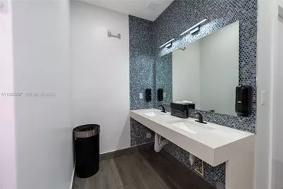 17011 N Bay Rd #906, Sunny Isles Beach, FL 33160 - Photo 17