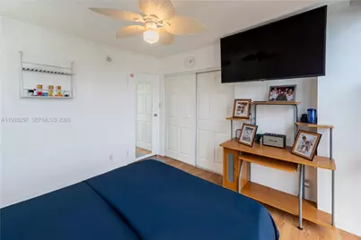 17011 N Bay Rd #906, Sunny Isles Beach, FL 33160 - Photo 9