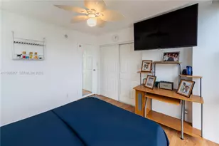 17011 N Bay Rd, Sunny Isles Beach, FL 33160 - Photo 9