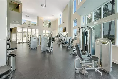 1900 N Bayshore Dr #1505, Miami, FL 33132 - Photo 21