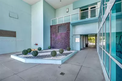 1900 N Bayshore Dr #1505, Miami, FL 33132 - Photo 27