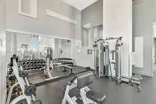 1900 N Bayshore Dr, Miami, FL 33132 - Photo 23