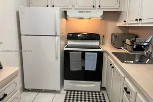 17 Westbury A, Deerfield Beach, FL 33442 - Photo 7