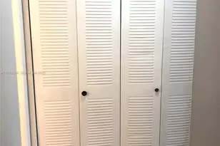 19801 E Country Club Dr, Aventura, FL 33180 - Photo 17