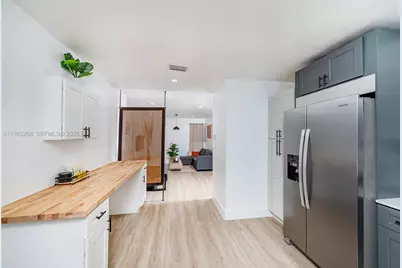 3321 NW 19th Ter #B, Miami, FL 33125 - Photo 9