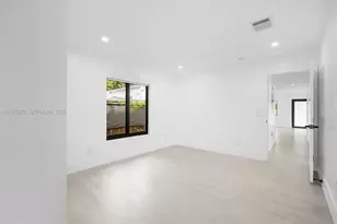 3668 SW 26th St, Miami, FL 33133 - Photo 7