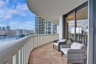 3000 Island Blvd, Aventura, FL 33160 - Photo 31