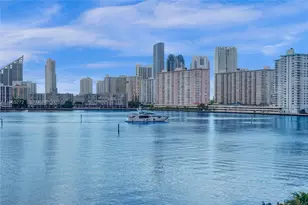 3000 Island Blvd, Aventura, FL 33160 - Photo 35