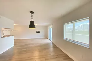 36 NW 6th Ave, Miami, FL 33128 - Photo 11