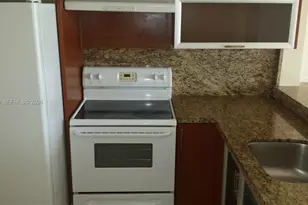 492 NW 165th St Rd, Miami, FL 33169 - Photo 11