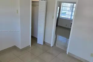 724 NE 6th St, Hallandale Beach, FL 33009 - Photo 3