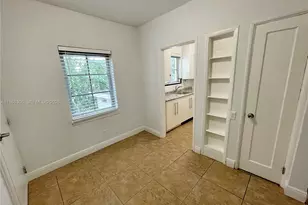 720 Meridian Ave, Miami Beach, FL 33139 - Photo 9