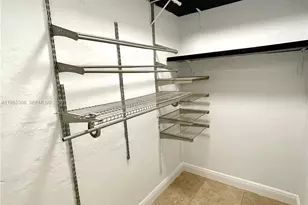 720 Meridian Ave, Miami Beach, FL 33139 - Photo 11