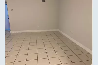 12447 NW 7th St, Miami, FL 33182 - Photo 13