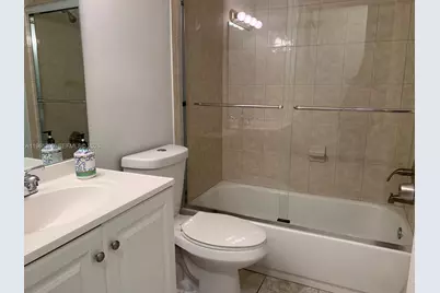 12447 NW 7th St, Miami, FL 33182 - Photo 11