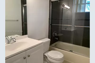 12447 NW 7th St, Miami, FL 33182 - Photo 19