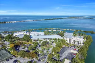 7026 Harbor Village Dr, Duck, FL 33050 - Photo 31