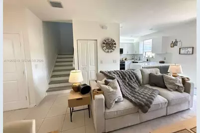 20917 NE 8th Ave, Miami, FL 33179 - Photo 11
