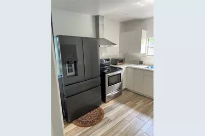 265 NE 151st St, Miami, FL 33162 - Photo 15