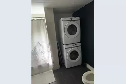 265 NE 151st St, Miami, FL 33162 - Photo 17