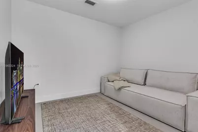 700 NE 24th St #1203, Miami, FL 33137 - Photo 23