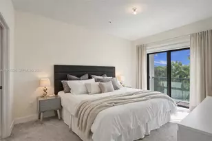 8001 NW 41st St, Doral, FL 33166 - Photo 9