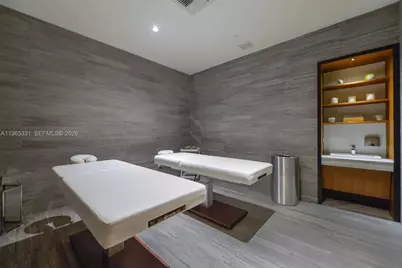 45 SW 9th St #1107, Miami, FL 33130 - Photo 37