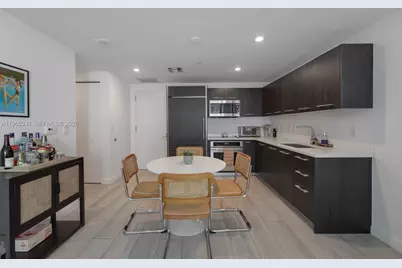 45 SW 9th St #1107, Miami, FL 33130 - Photo 9