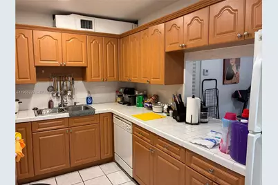 1900 W 68th St #G103, Hialeah, FL 33014 - Photo 9