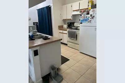 18308 NW 68th Ave #B, Hialeah, FL 33015 - Photo 7