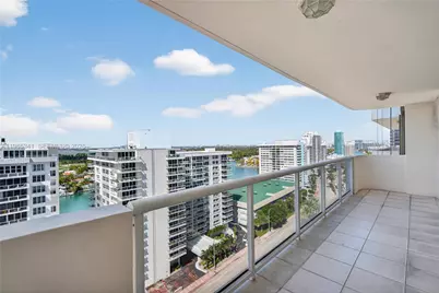 5001 Collins Ave #5K, Miami Beach, FL 33140 - Photo 3