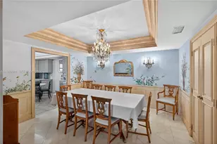 5001 Collins Ave, Miami Beach, FL 33140 - Photo 17