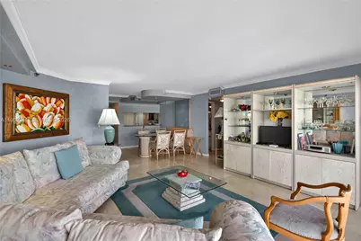 5001 Collins Ave #5K, Miami Beach, FL 33140 - Photo 11