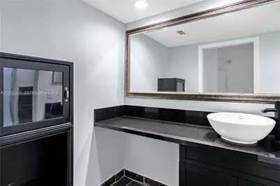 4705 SW 62nd Ave #204, Davie, FL 33314 - Photo 17