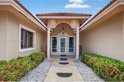 317 S Riverside Dr, Pompano Beach, FL 33062 - Photo 23