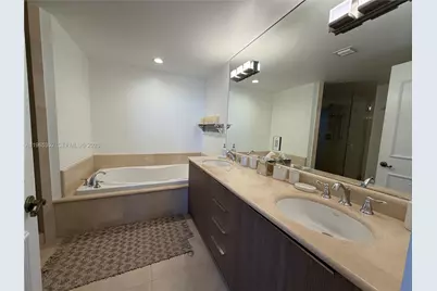 [Address not provided], Fort Lauderdale, FL 33305 - Photo 21