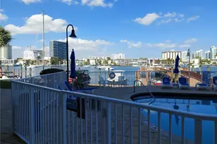 400 Golden Isles Dr, Hallandale Beach, FL 33009 - Photo 29