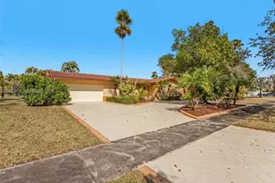 11201 SW 136th St, Miami, FL 33176 - Photo 3